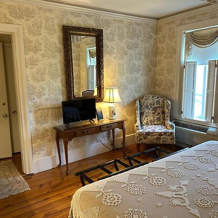 Asa Ransom House Hotel Clarence Bagian luar foto